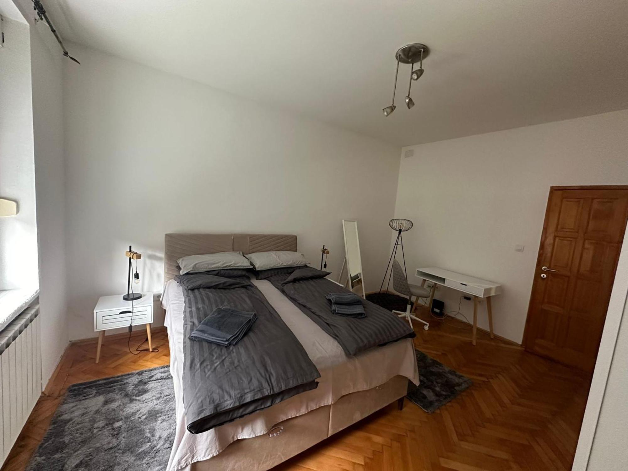Spacejam Apartment